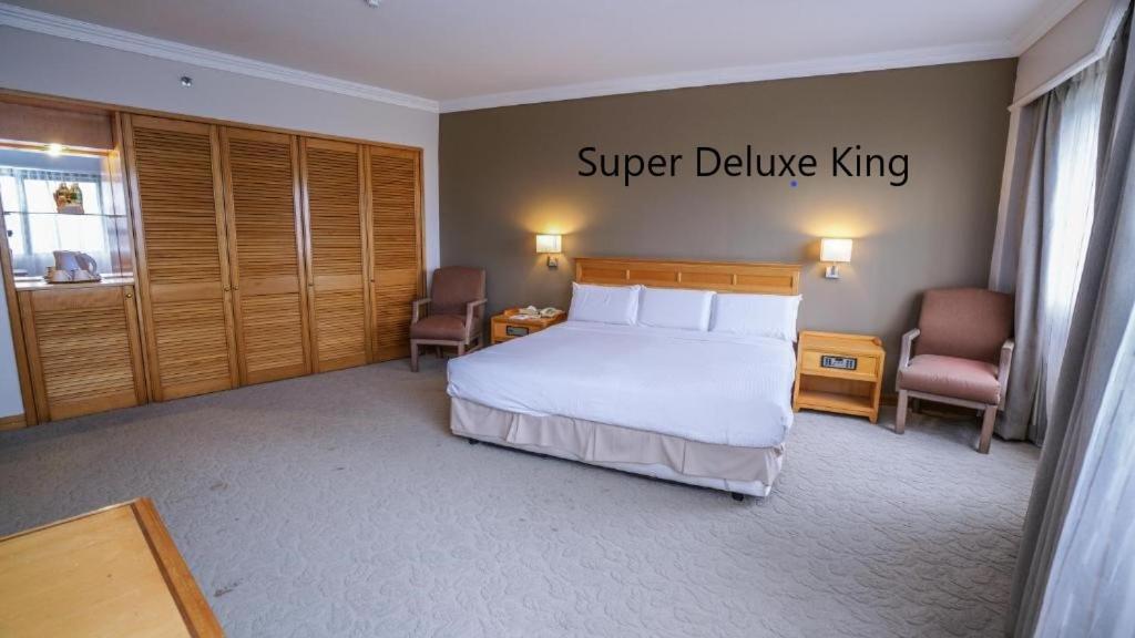 Kingwood Hotel Kuching Exterior foto