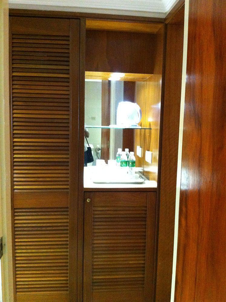 Kingwood Hotel Kuching Exterior foto